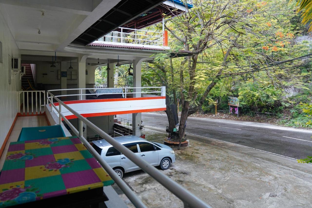 C Star Travellers Inn Oslob Exterior photo